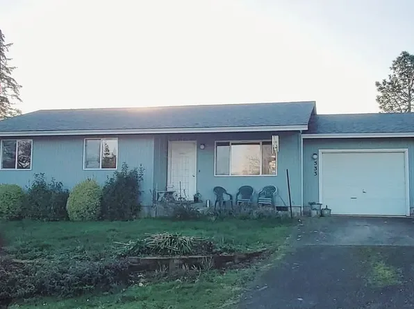 533 Saint John St, Sutherlin, OR 97479