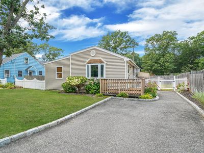 24 Hamilton Street, Patchogue, NY, 11772