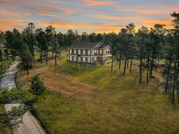 144 Oetken Rd, Crawford, NE 69339