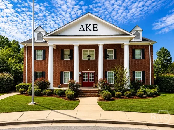 250 Carriage Lane, Athens, GA 30605