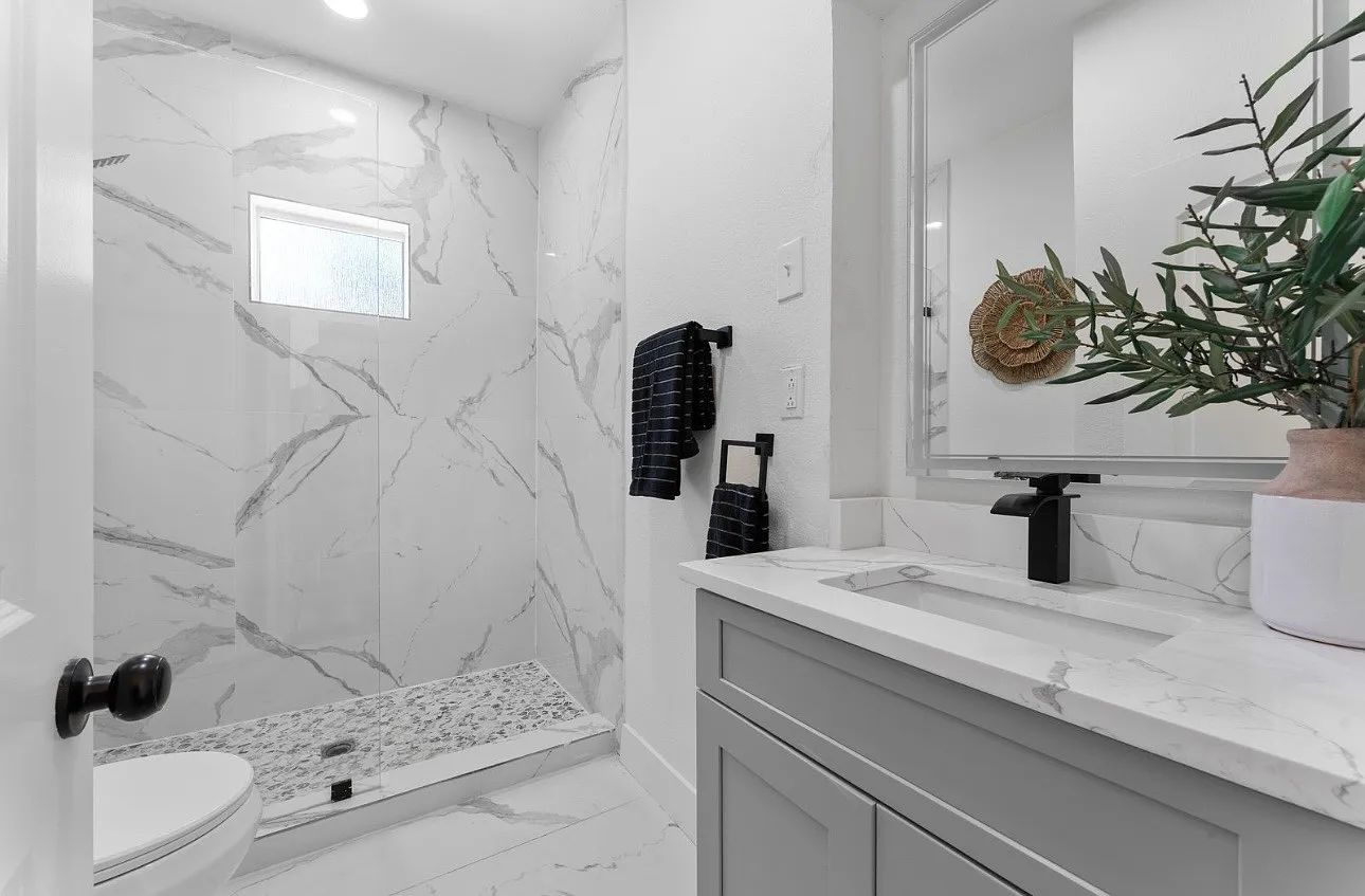 4 bed, 1500 sqft, $2,500 — Photo 3