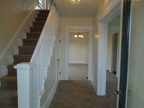 4th image of 11411 S Lackawanna St