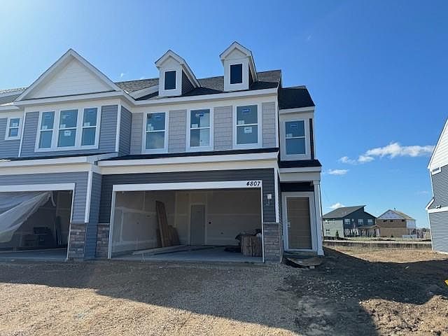 1st image of 4807 Airlake Dr
