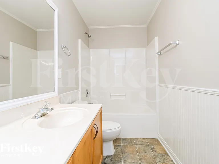 2015 Farmingham Ln — Photo 13