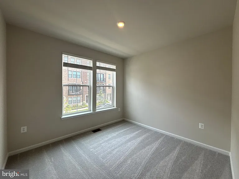 42639 Darala Dr — Photo 28