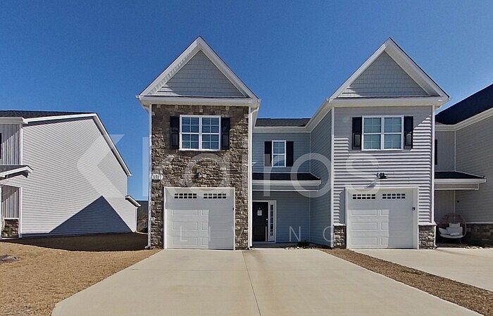 1st image of 3717 Oak Leaf Way #A