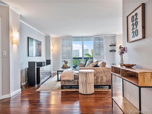 2nd image of 3600 Mystic Pointe Dr APT 606