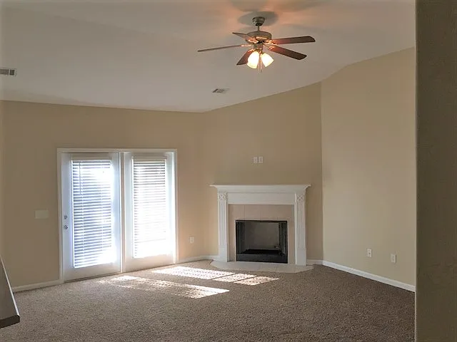 1555 Bradley Blvd — Photo 6