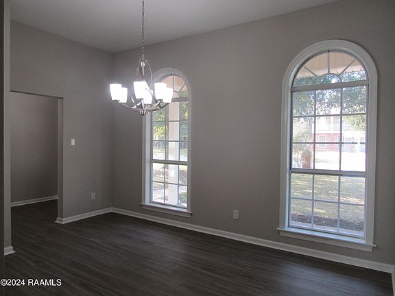 5th image of 702 Astor Place Dr