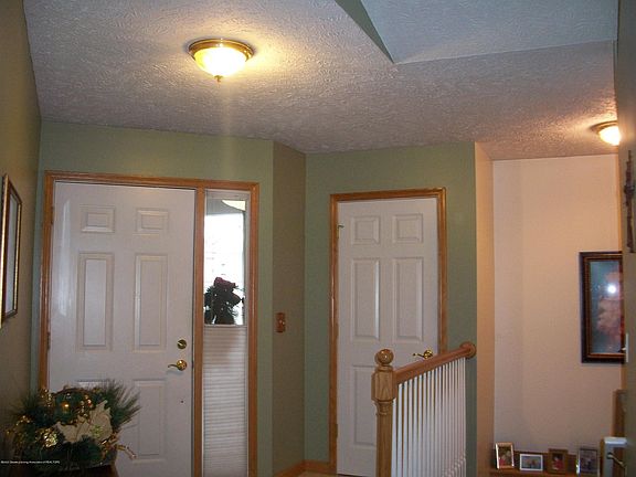 4th image of 1745 Bushwood Ln