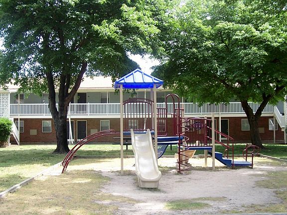 OYSTER POINT PLACE