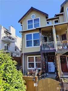 4426 44th Avenue SW #A, Seattle, WA, 98116