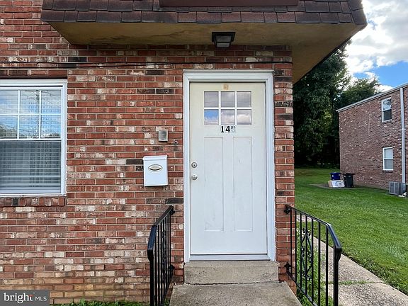 2nd image of 16 Apel Ave