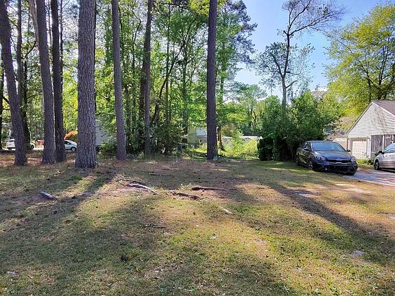 3rd image of Lang Rd #1