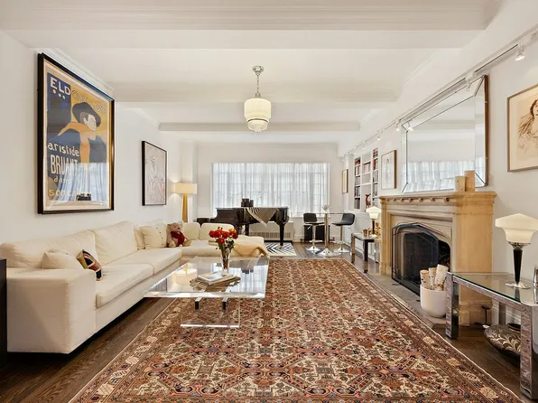 40 E 10th St APT 5L, New York, NY 10003