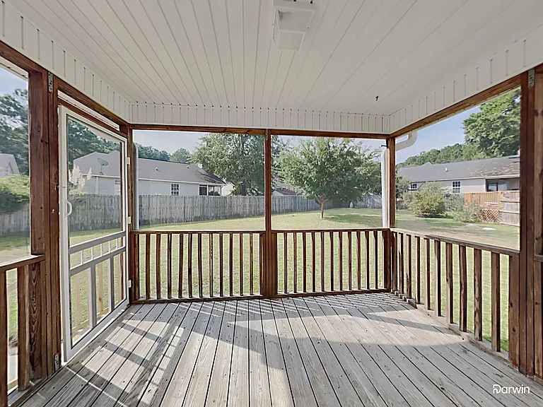 448 Courtland Dr — Photo 20