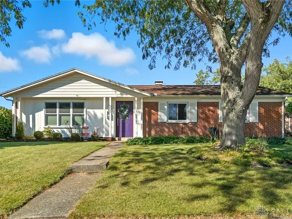 301 Beardsley Rd, Dayton, OH 45426