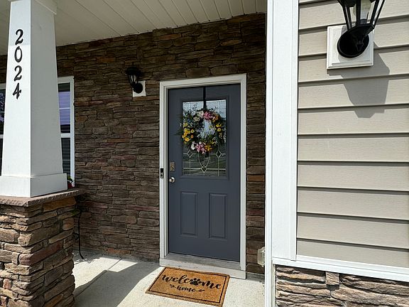 Outdoor porch lights controlled with Smart Home IQ panel