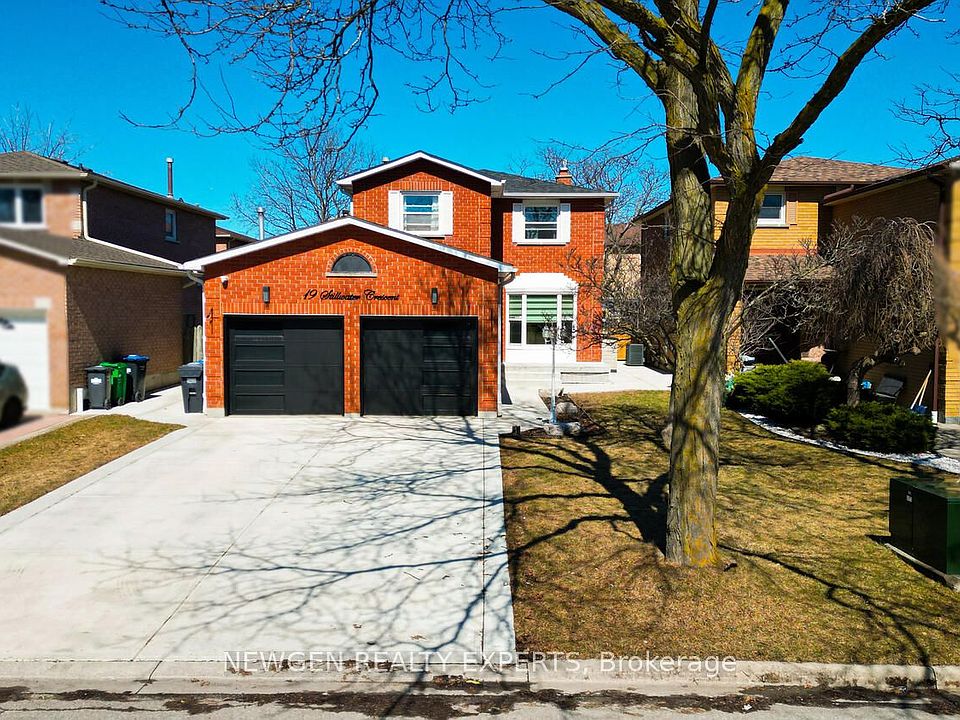 1st image of 19 Stillwater Cres