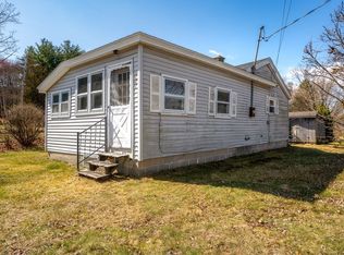 227 East St, Easthampton, MA 01027