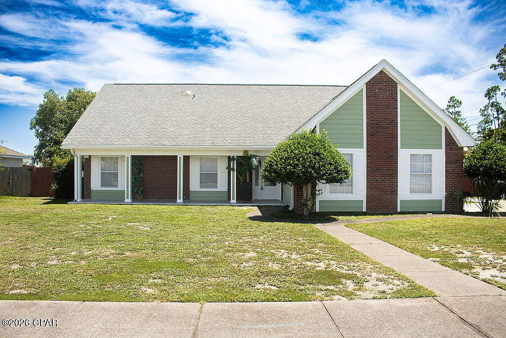 5 bed, 2174 sqft, $2,700 — Photo 2