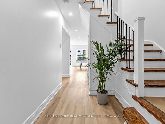 5th image of 51 Gilgorm Rd
