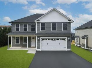 89 Saint Agnes Ave, Woonsocket, RI 02895