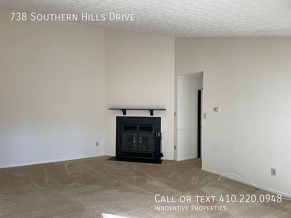 3rd image of 738 Southern Hills Dr