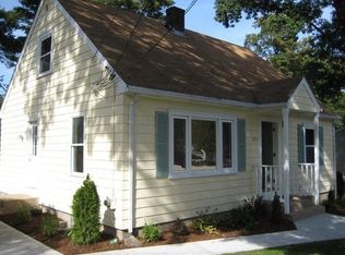 20 Woodland Ave, Coventry, RI 02816