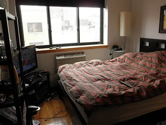 Rented by Gotham City Realty Group | media 13