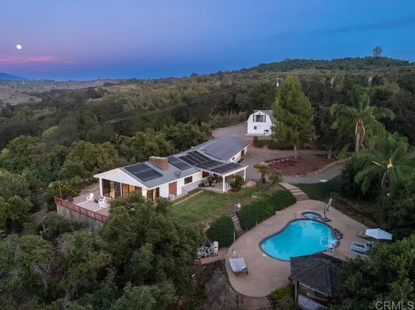 10975 Old Oak Holler, Valley Center, CA 92082