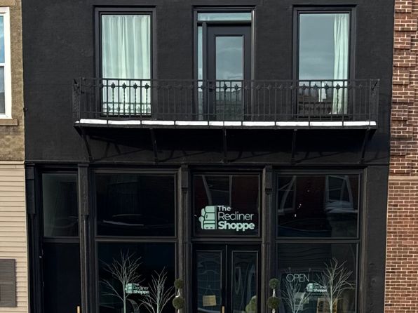 120 E Center St #1/2