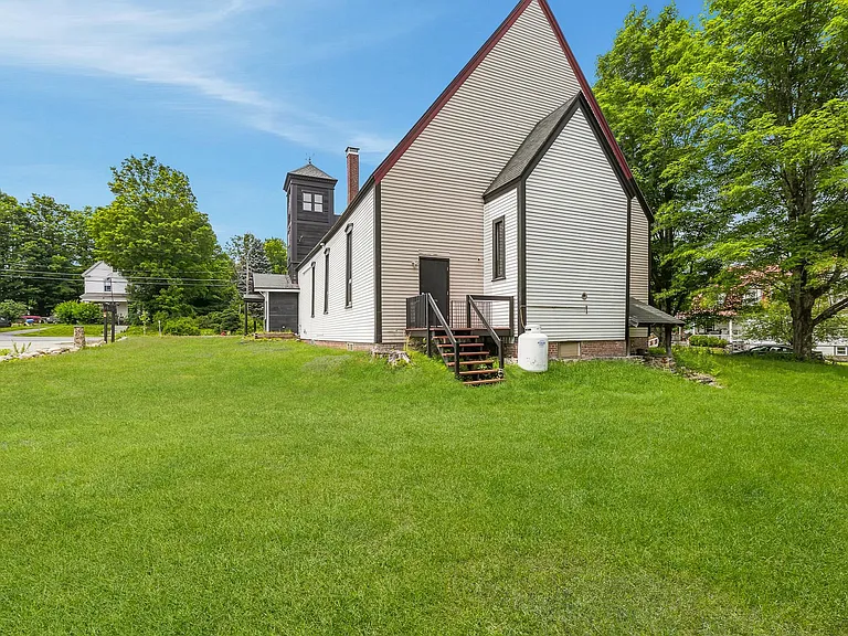 42 Maple St — Photo 47