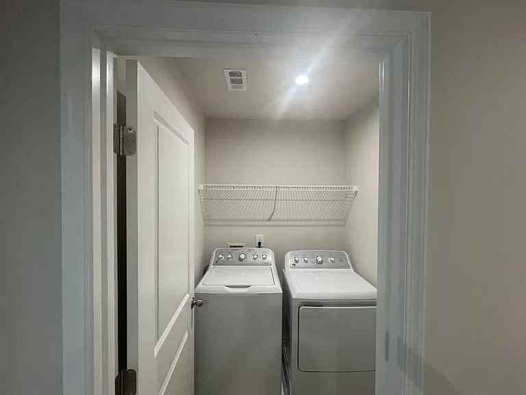 3361 Thorpe Rd — Photo 23