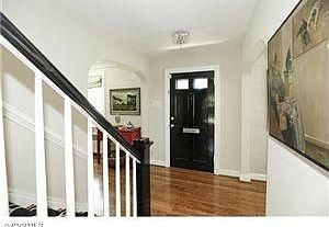 2nd image of 7101 Hillsdale Dr