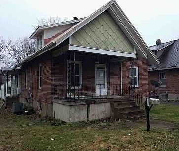 1st image of 504 SW End Blvd