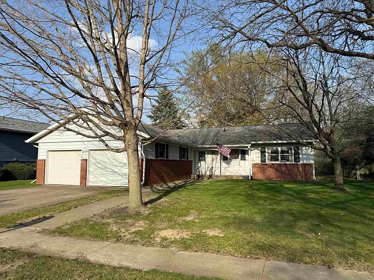 3016 Covington St — Photo 1