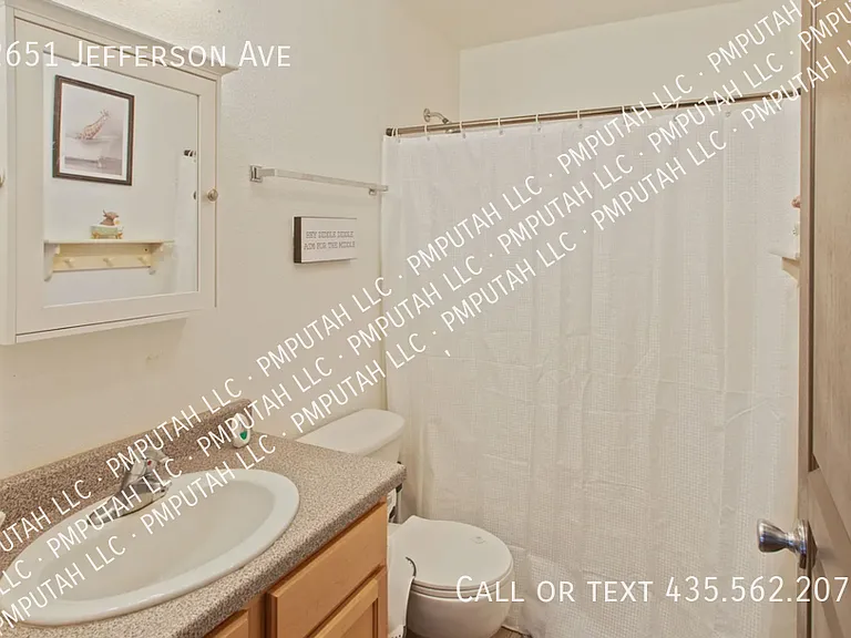 2651 Jefferson Ave — Photo 10