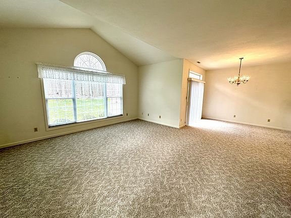 3rd image of 11502 Dawn Dr