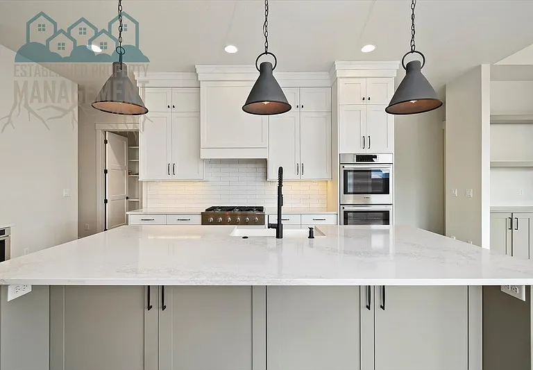 10642 W Lothbury Dr — Photo 9