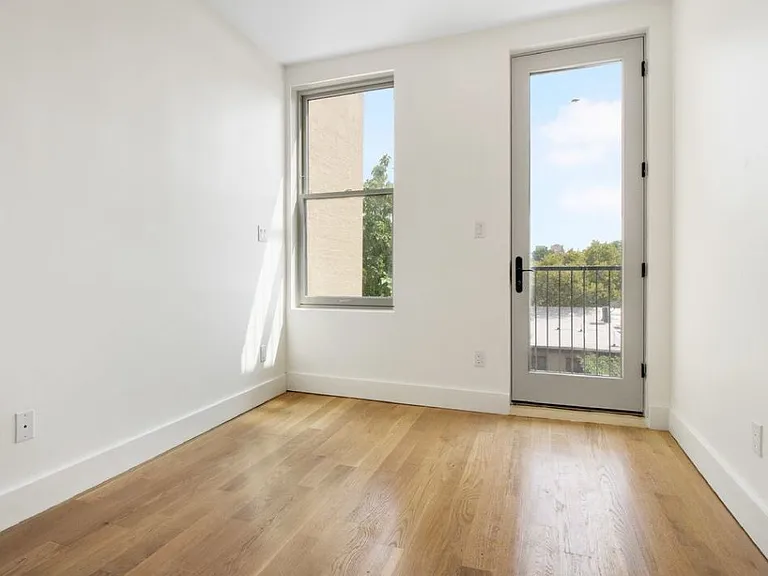 924 Myrtle Ave #7A — Photo 5