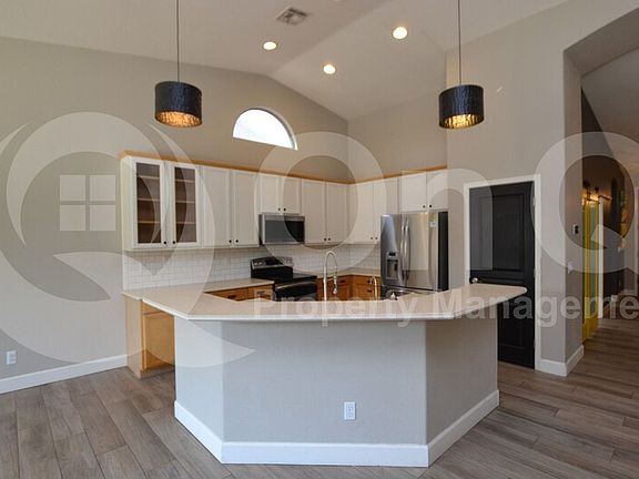 2nd image of 1675 E Bartlett Pl