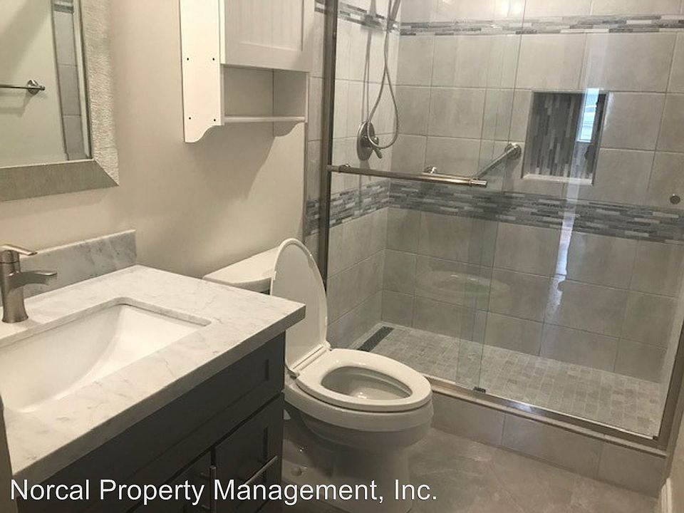 1st image of 4669 Persimmon Pl