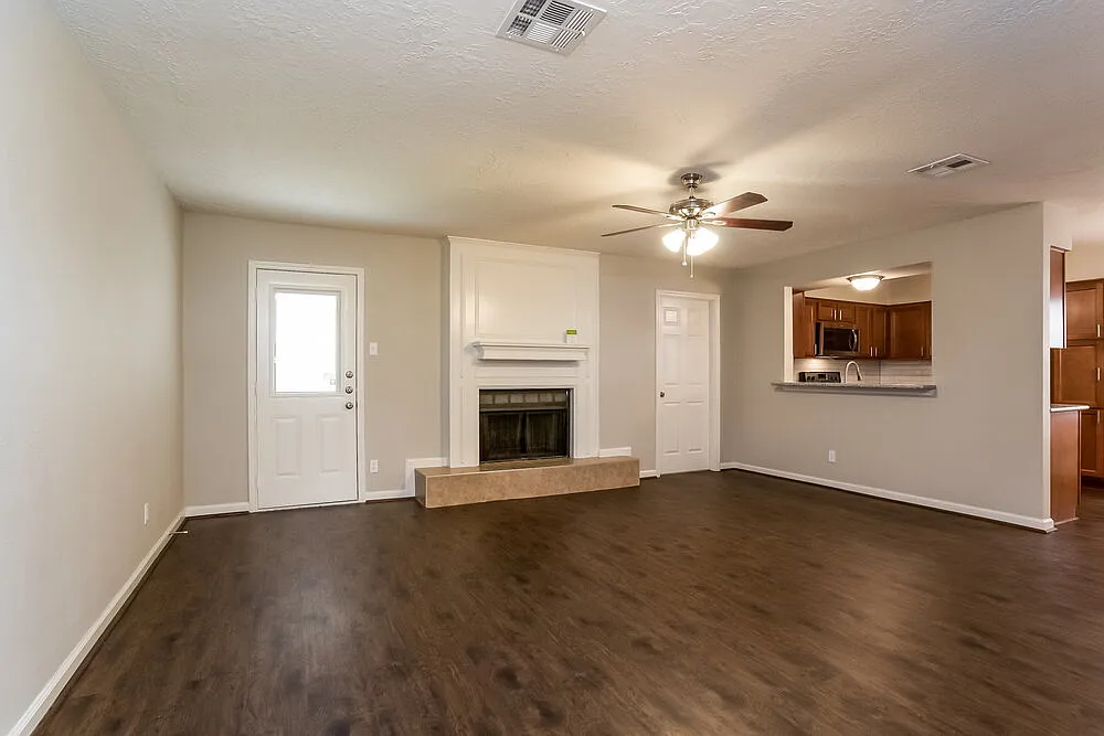 Building Photo - 3206 Teakwood Cir