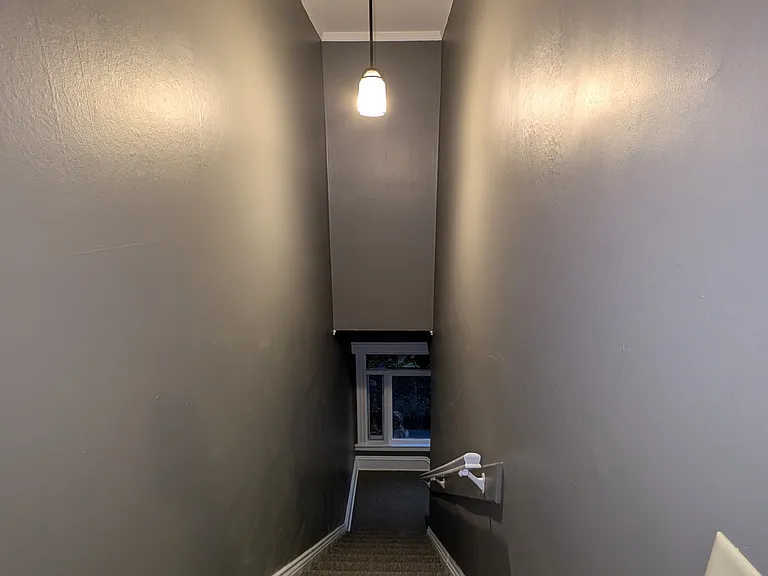 635 Park Ave #2 — Photo 5