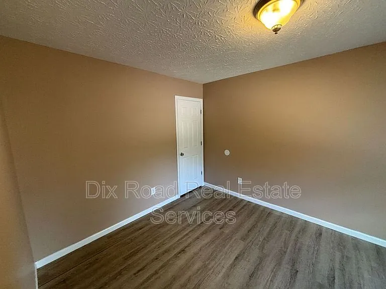 100 Kaitlin Way — Photo 13