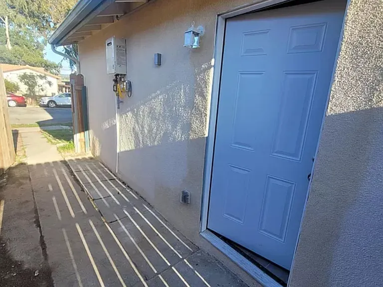 3946 Saturn Ave — Photo 7