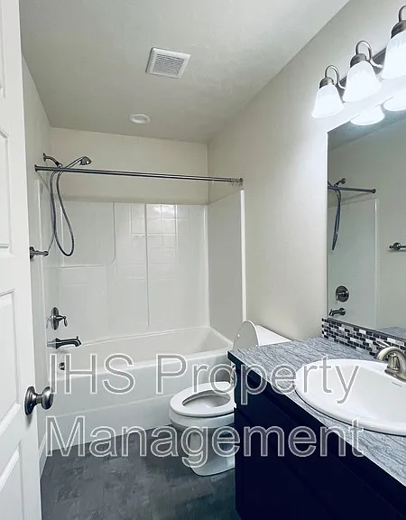 9801 Silverbright Dr — Photo 18