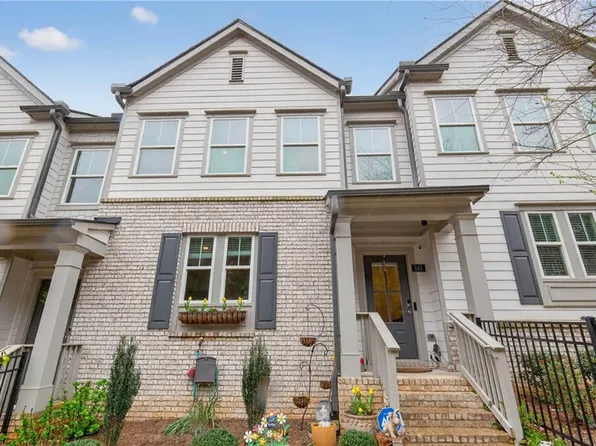 345 Vista Ln, Woodstock, GA 30189