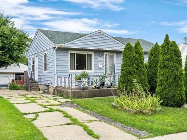 1922 Fargo Ave, Des Plaines, IL 60018